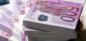 کاهش قیمت یورو نسبت به روز پنجشنبه