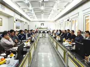 بررسی ظرفیت سازندگان و قطعه‌سازان آذربایجان شرقی برای تأمین نیاز‌های پتروشیمی تبریز