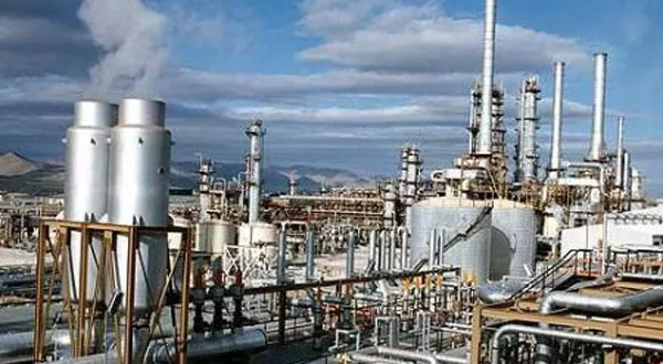 گروه پالایشگاهی قرمز پوش شد