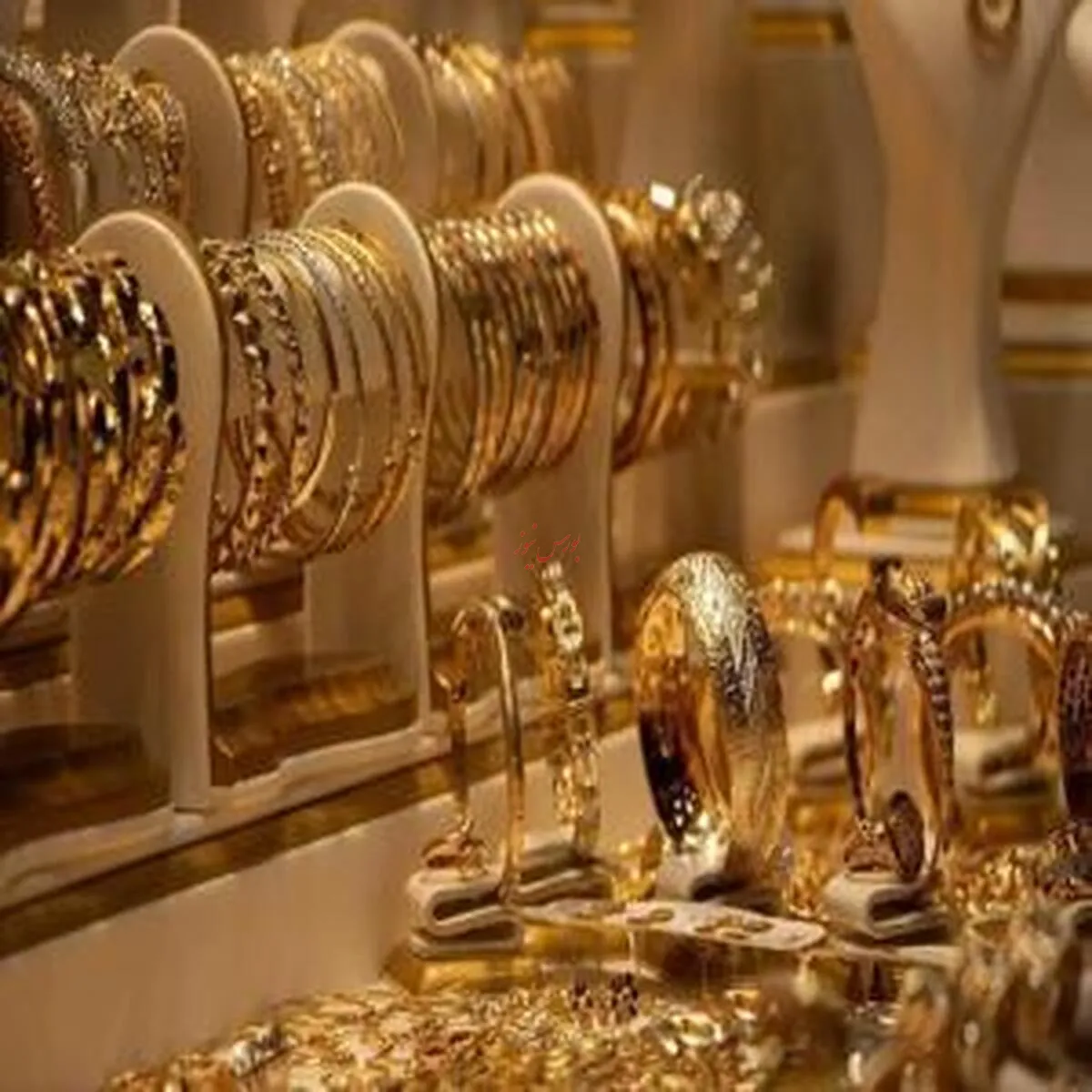 چرا قیمت‌ها کاهش نمی‌یابد؟
