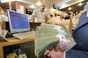 مزایای تغییر نرخ تسعیر ارز بانک‌ها/ تسعیر ارز، سودی یک‌بار مصرف