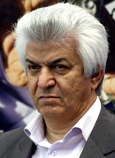 قطعه سازان از ورشکستگی نجات پیدا کردند/تحریم ها هنوز کاملاً حذف نشده است