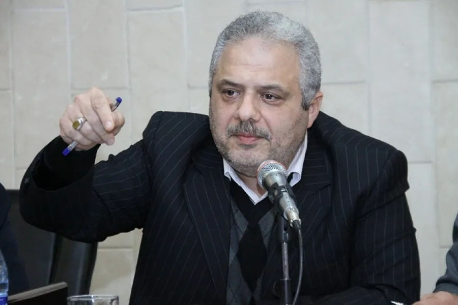 کنترل اقتصاد داخلی با کنترل نرخ ارز توسط دولت و بانک مرکزی