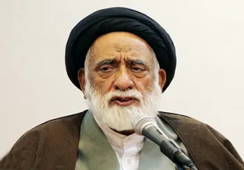 سیدمهدی طباطبایی : آقای مصباح بهتر است به درس و بحث بپردازند/ سابقه ی انقلابی روحانی خیلی جلوتر از این بزرگواران است