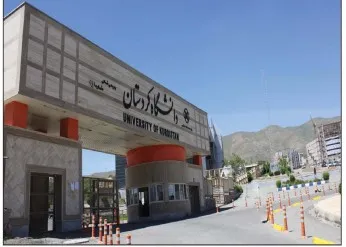 در جوامع غربی زن‌ها در لوای آزادی ظاهری به کالایی برای مردان تبدیل شده‌اند