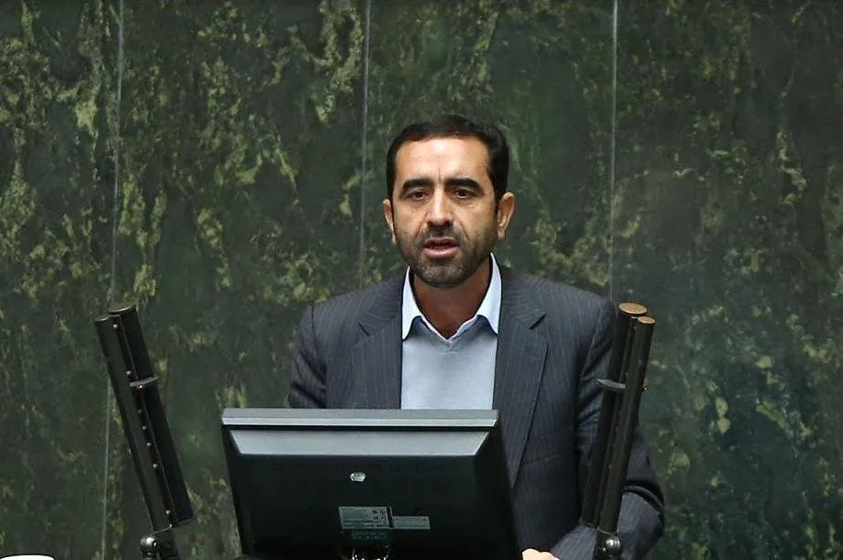 بیش از نصف فعالیت بنادر ماهشهر و امام (ره) در دستان خصوصی‌ها