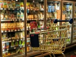 درج قیمت تولیدکننده و مصرف کننده روی کالاها