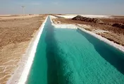 حرکت چرخ اولین کارخانه تولید مس به روش لیچینینگ حوضچه‌ای پیوسته