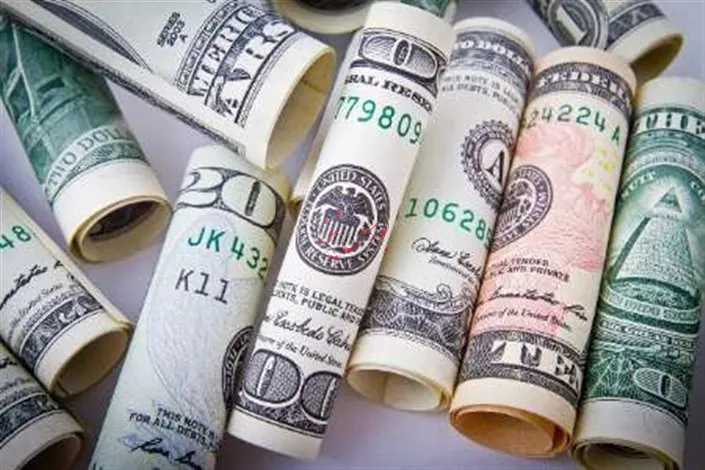 ارز مسافرتی ۱۱۸۰۰ تومان قیمت خورد
