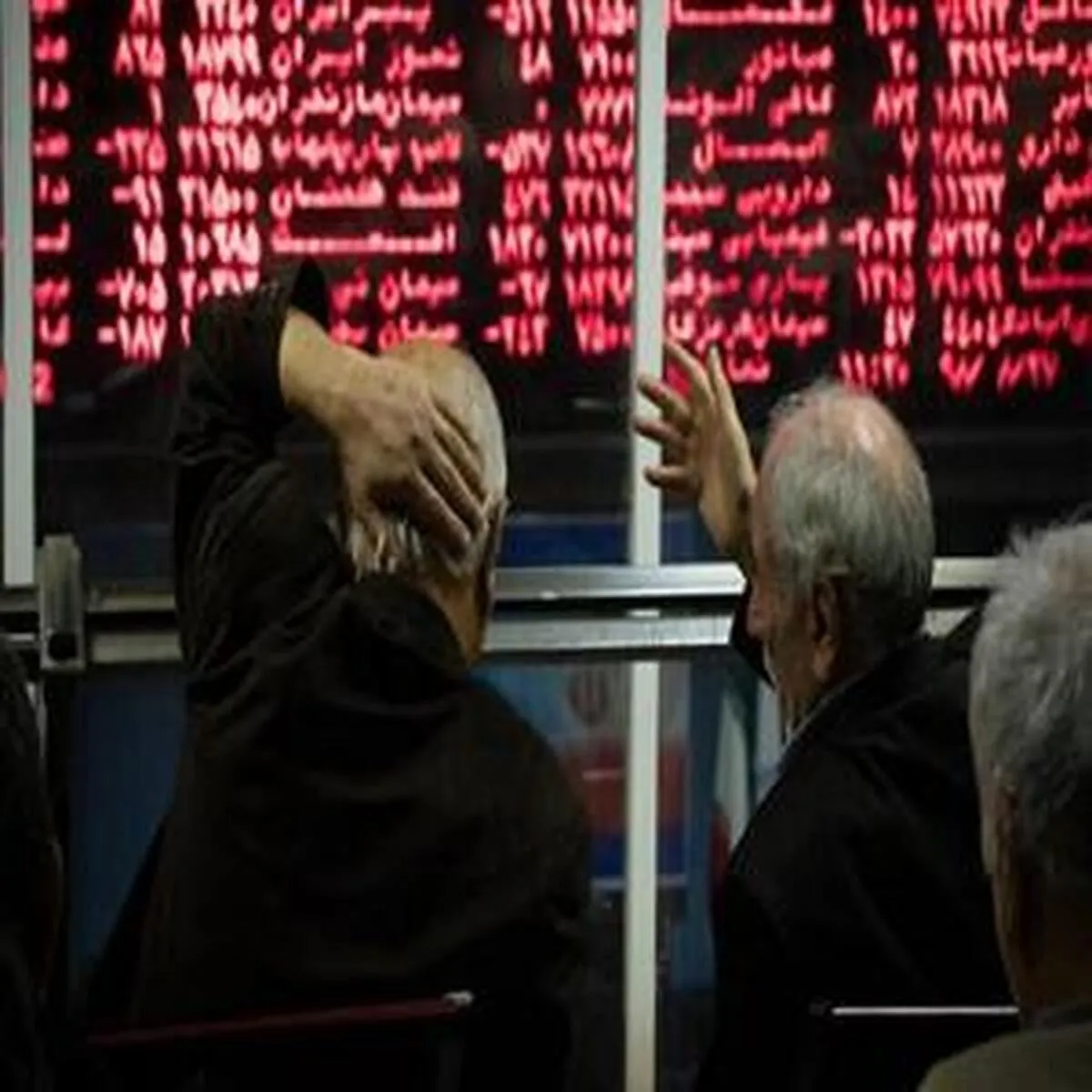 افت شاخص کل بورس و خروج از کانال ۳ میلیون واحد