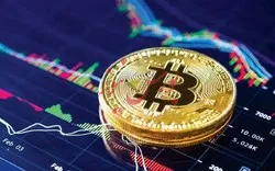 پیش بینی قیمت بیت کوین در سه ماه آینده افول یا صعود؟