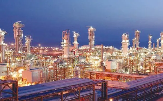 پیشنهاد مجلس درباره خوراک پتروشیمی/ هفت راهکار اصلاح وضعیت بازار